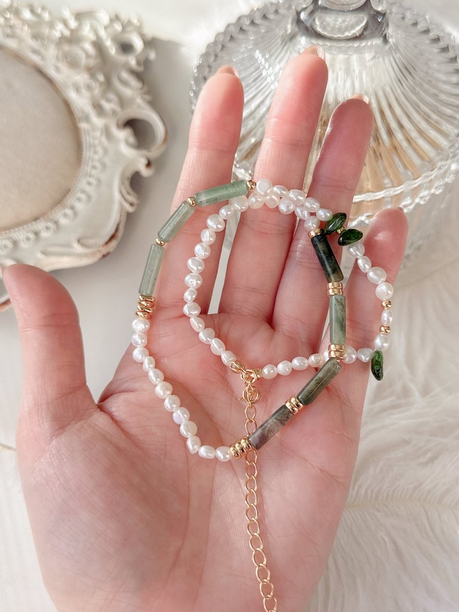 Arizona - Green Strawberry Quartz and Freshwater Pearl Necklace - Pearlorious Jewellery