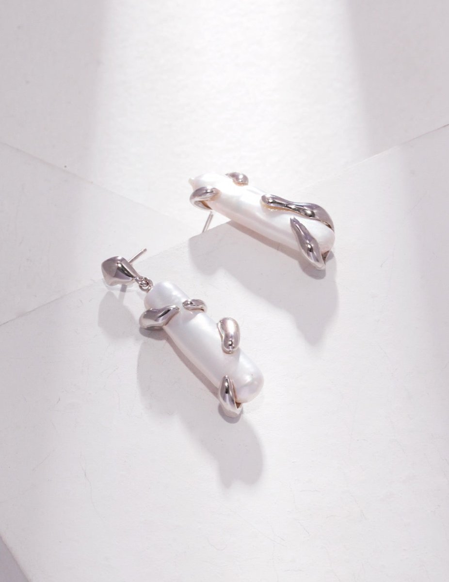 Ember - Baroque Pearl AB Earrings - Pearlorious Jewellery