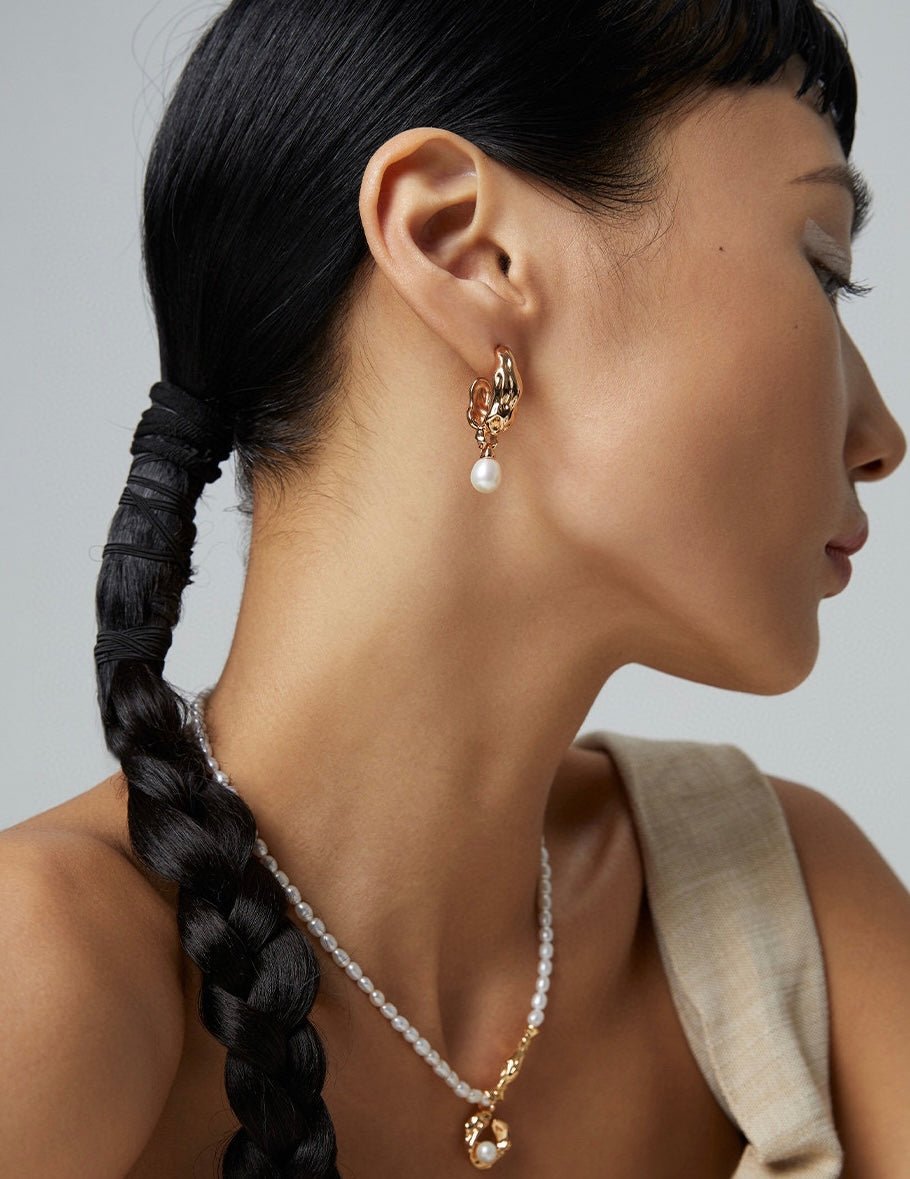 Quinn - Delicate Freshwater Pearl Earrings - Pearlorious Jewellery
